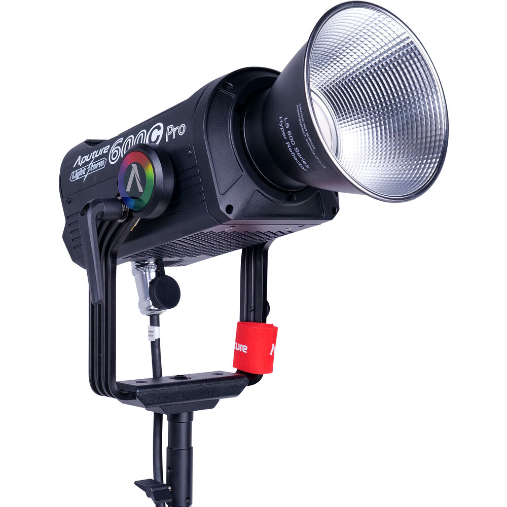 Aputure LS 600c Pro RGB LED (V-Mount) - 10